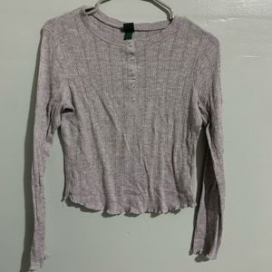 Size M breathable shirt